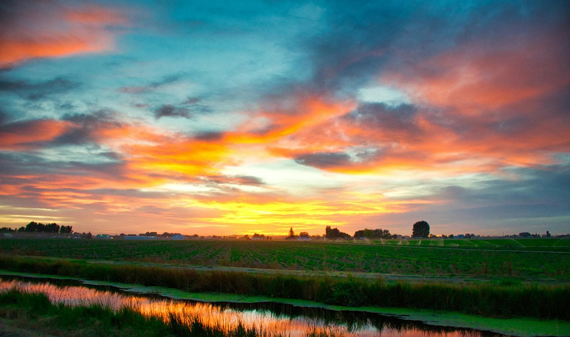 Idaho farmland sunset near Nampa - pest control services
