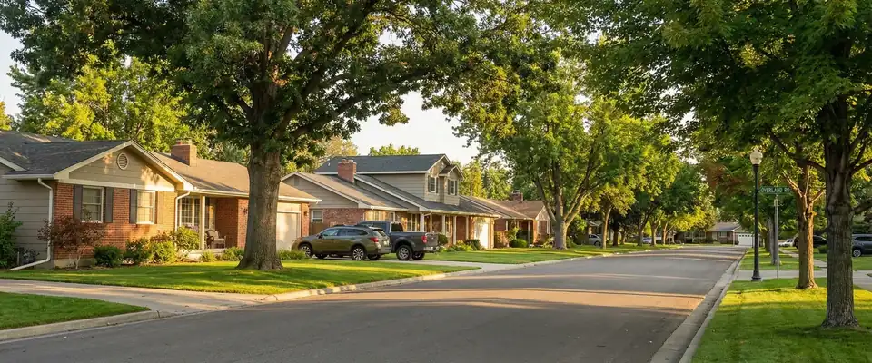 Overland neighborhood pest control